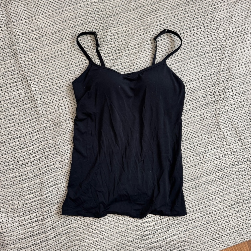 Uniqlo AIRism Camisole with Built in Bra